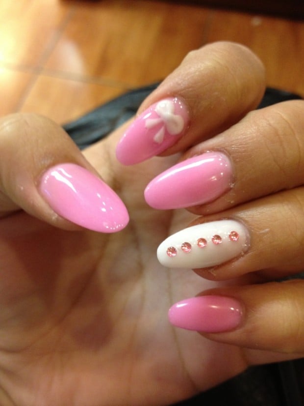 Nails-with-bows-111