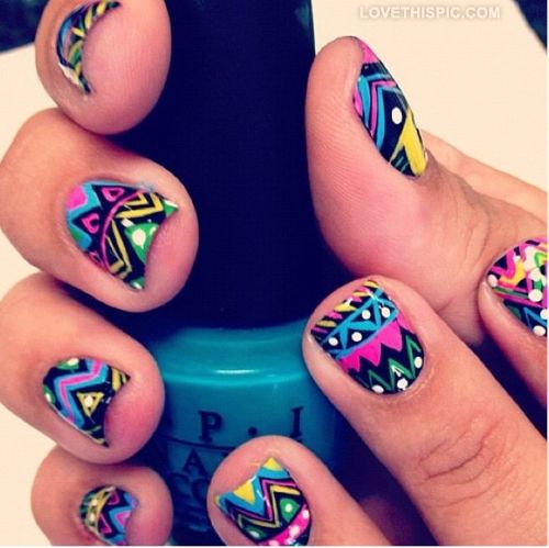 25 Cool Colorful Nail Art Ideas (15)