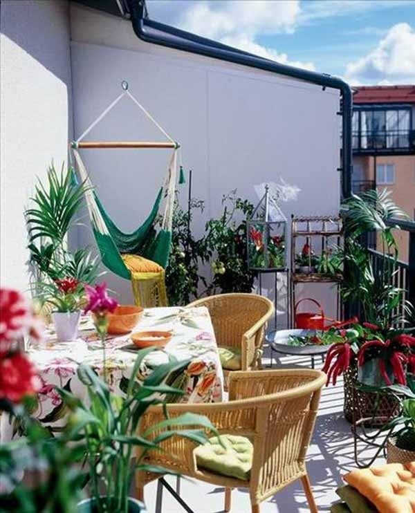 Amazing Decorating Ideas for Small Balcony (20)