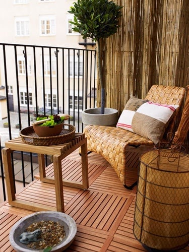23 Amazing Decorating Ideas for Small Balcony - Style Motivation