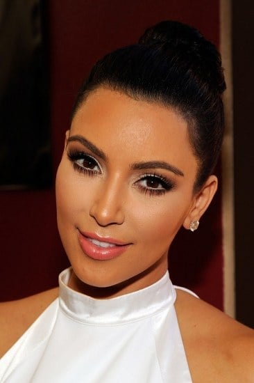 Top 20 Kim Kardashian Makeup Looks (1)