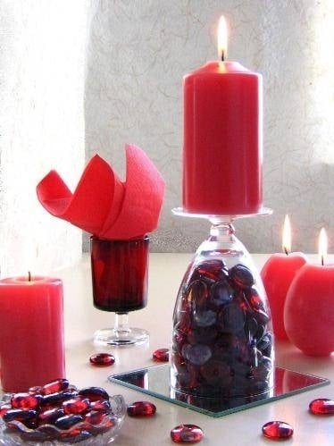 20 Creative and Interesting Things You Can Do with Wine Glasses (9)