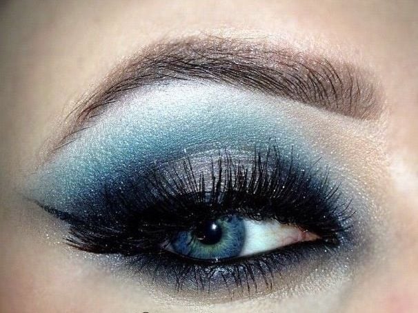 20 Gorgeous Makeup Ideas for Blue Eyes (1)