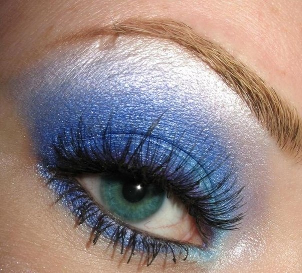 20 Gorgeous Makeup Ideas for Blue Eyes (12)