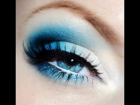 20 Gorgeous Makeup Ideas for Blue Eyes (16)