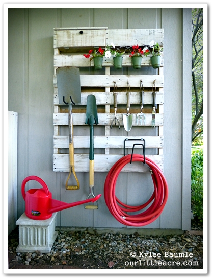 20 Useful and Easy DIY Garden Projects