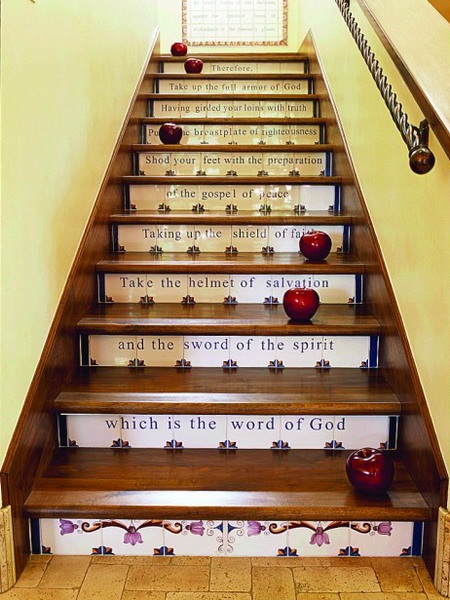 22 Great Stairs Decorating Ideas (13)