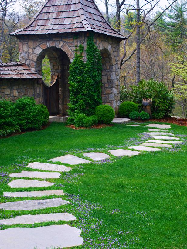 23 Amazing Garden Pathways - Style Motivation