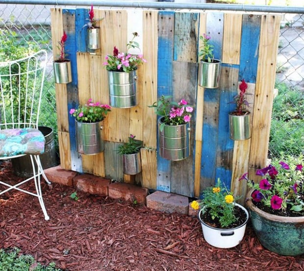 23 Amazing Vertical Garden Ideas for Your Small Yard (1)