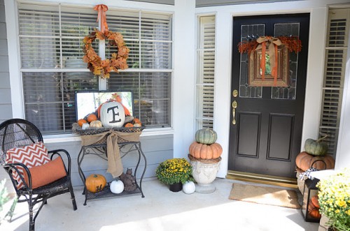 25 Great Fall Porch Decoration Ideas (16)