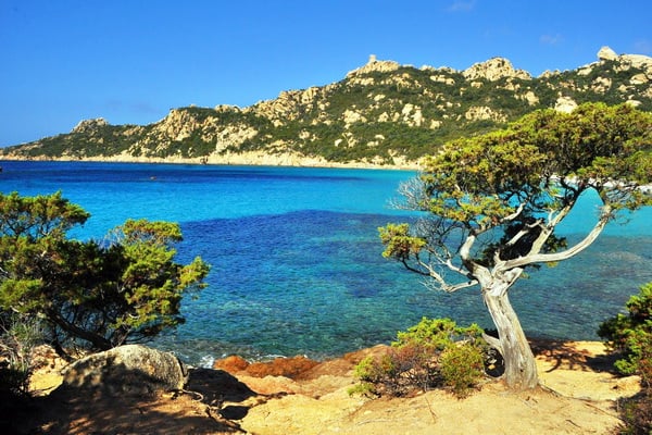 20 Beautiful Photos of Corsica- island in the Mediterranean Sea (11)