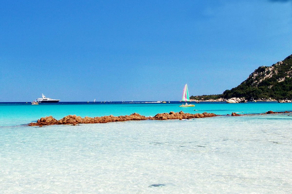 20 Beautiful Photos of Corsica- island in the Mediterranean Sea (12)