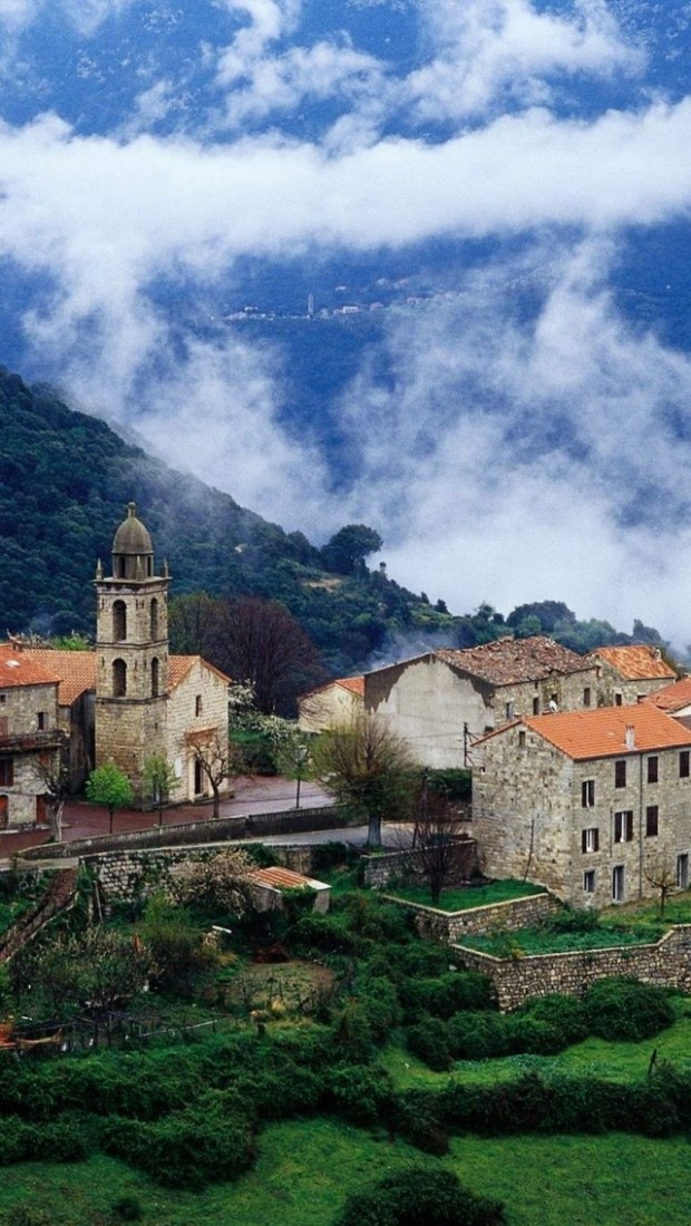 20 Beautiful Photos of Corsica- island in the Mediterranean Sea (2)