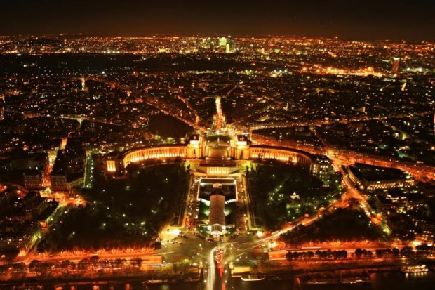 20 Breathtaking Photos of Paris at Night (19)