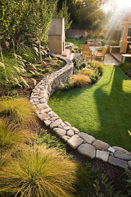 20 Landscape Outdoor Area Design Ideas in Traditional Style (7)