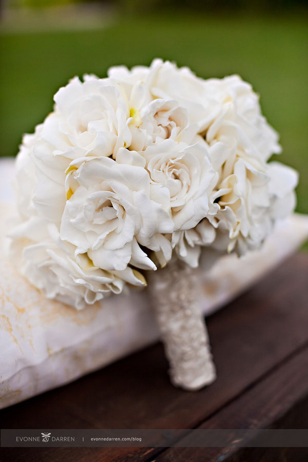 20 Pure White Wedding Décor Ideas for Romantic Wedding (8)