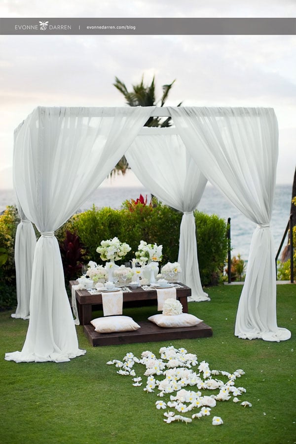 20 Pure White Wedding Décor Ideas for Romantic Wedding (9)