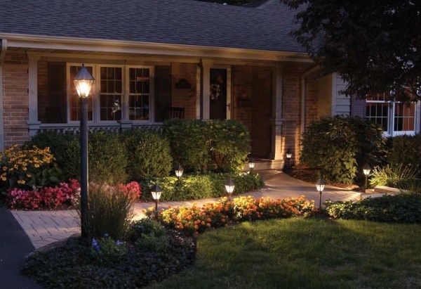 24 Beautiful Small Front Yard Garden Design Ideas (8)