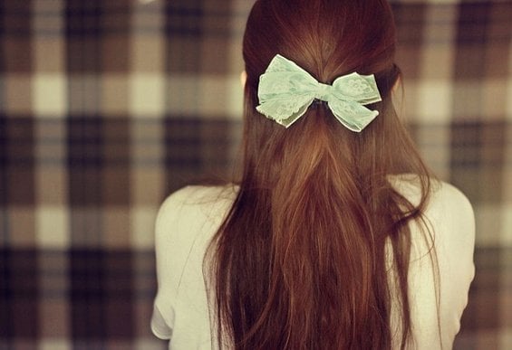 33 Adorable Hairstyles with Bows (12)