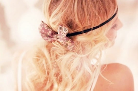 33 Adorable Hairstyles with Bows (30)