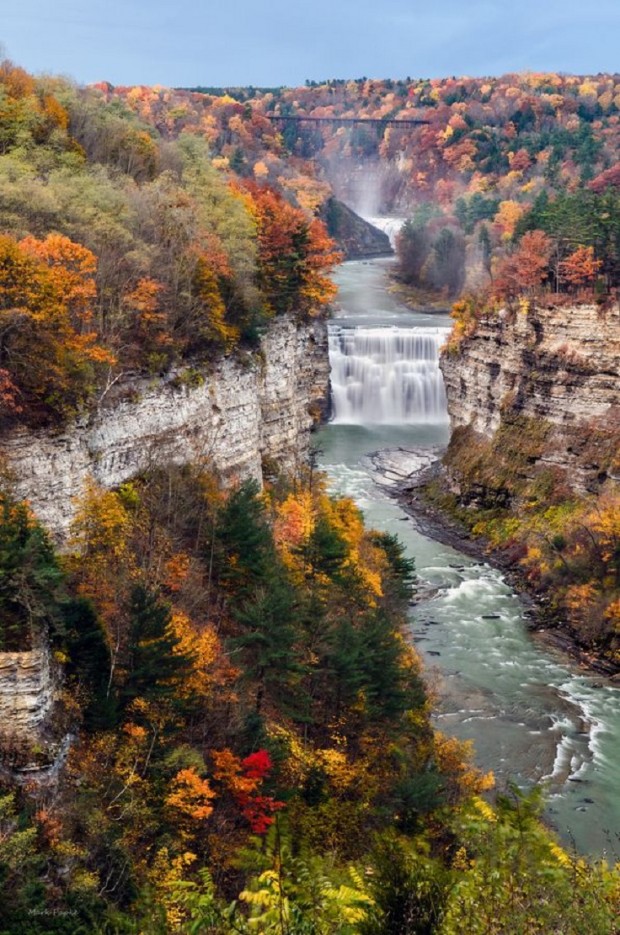 15 Beautiful Waterfalls in United States that Will Take Your Breath Away (1)