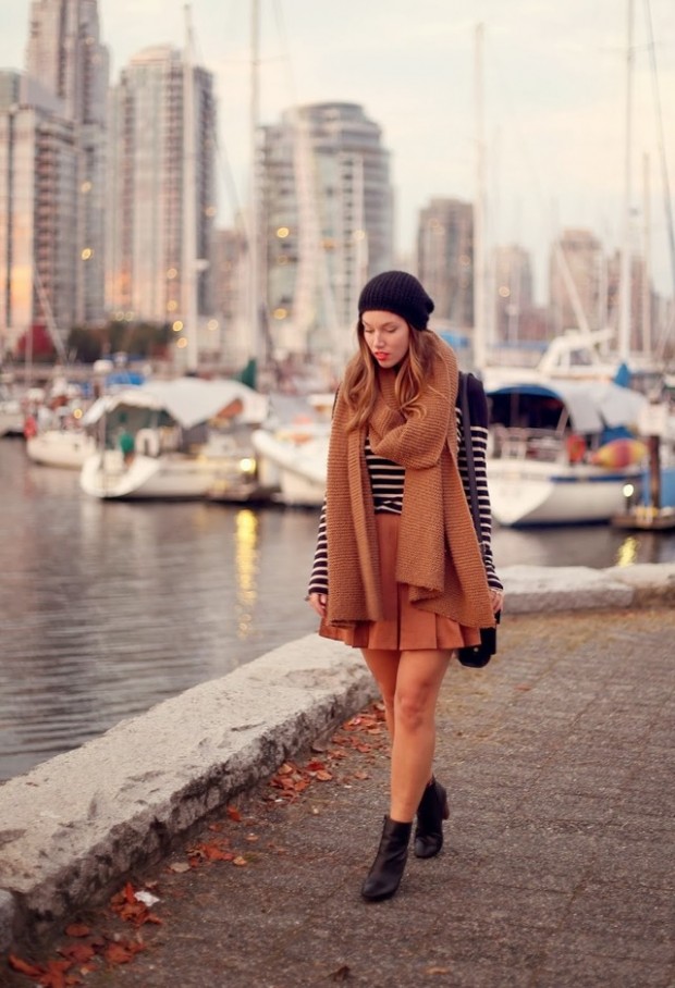 19 Chic and Stylish Outfit Ideas with Scarf for Cold Days (17)