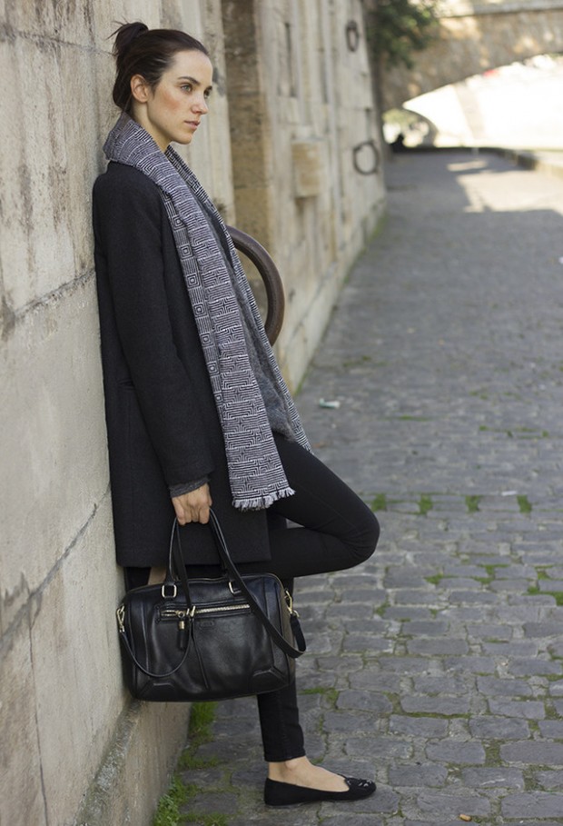 19 Chic and Stylish Outfit Ideas with Scarf for Cold Days (8)