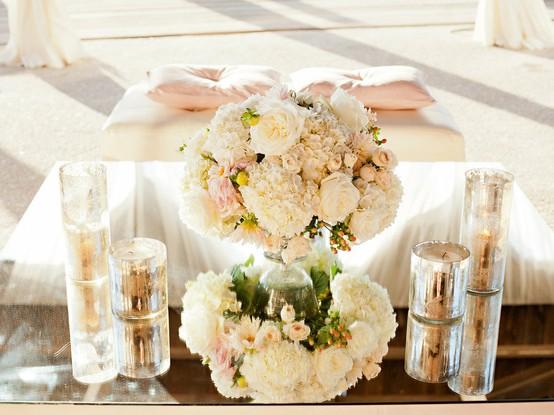 20 Amazing Floral Centerpieces for the Wedding of Your Dreams (19)