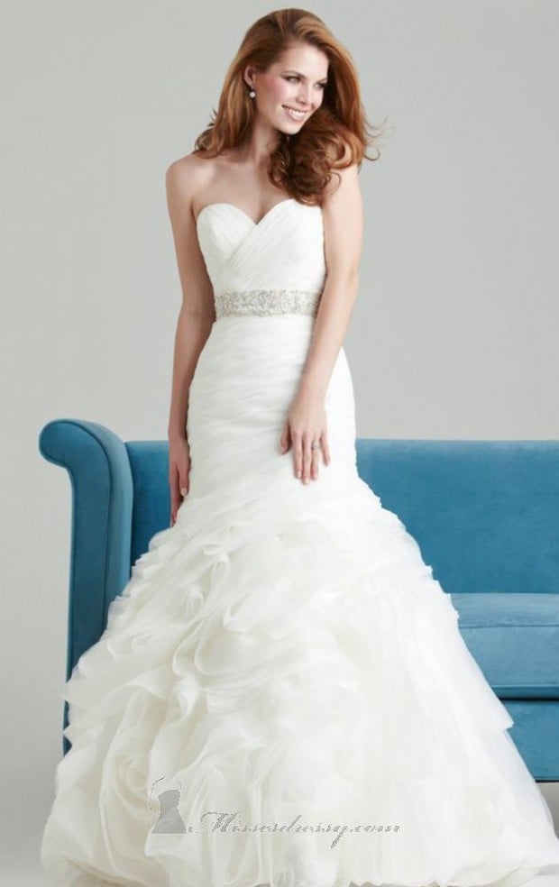 20 Beautiful Wedding Dresses for the Modern Bride (11)