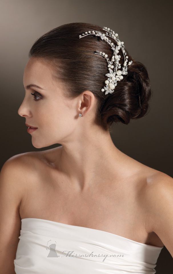 21 Adorable Hair Accessories for Perfect Bridal Hairstyle (3)