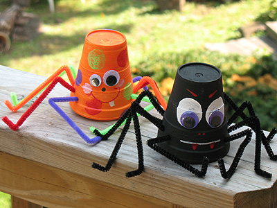 21 Creative and Fun DIY Halloween Crafts Ideas for Kids (1)