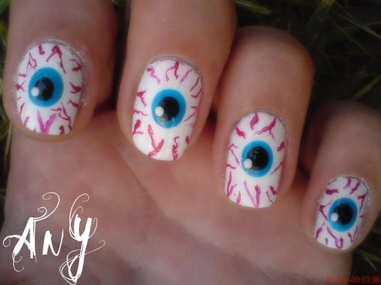 23 Easy Creative and Funny Nail Art Ideas for Halloween (14)