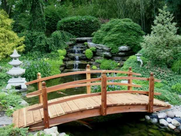 25 Amazing Garden Bridge Design Ideas that Will Make Your Garden Beautiful (3)