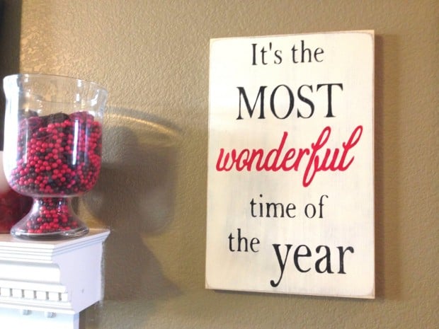 15 Incredible Christmas Sign Decorations  (14)