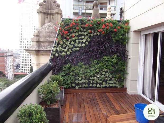 16 Amazing Ideas for Perfect Balcony Garden (1)