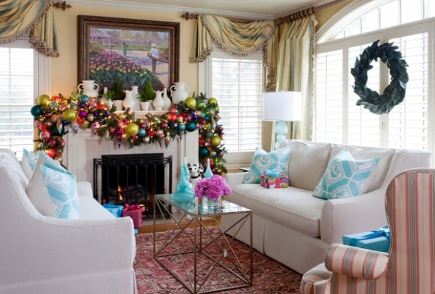 20 Brilliant Ideas How to Decorate Your Living Room for Christmas (12)