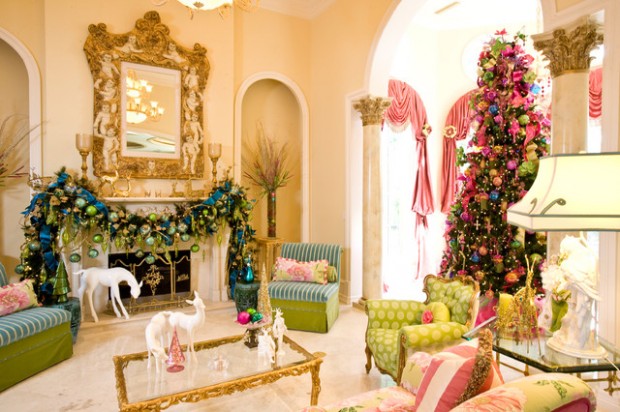 20 Brilliant Ideas How to Decorate Your Living Room for Christmas (7)