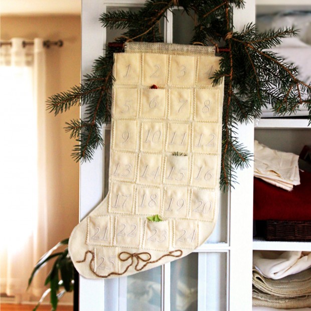 20 Enchanting Handmade Christmas Advent Calendar Ideas (11)