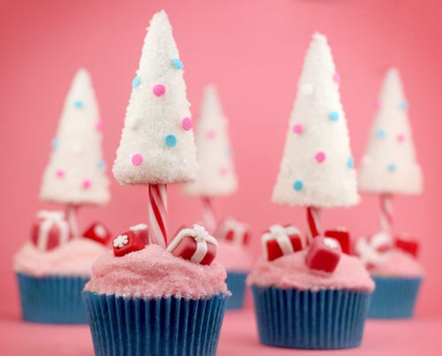 21 Cute and Sweet Christmas Cupcakes (2)