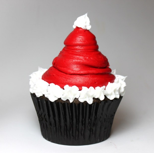 21 Cute and Sweet Christmas Cupcakes (20)
