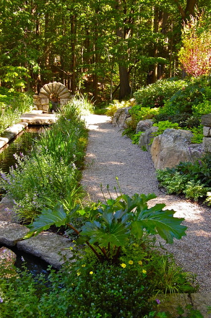 22 Great Ideas for Perfect Garden Path (13)
