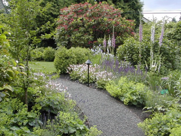 22 Great Ideas for Perfect Garden Path (21)