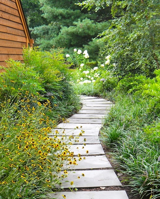 22 Great Ideas for Perfect Garden Path (6)