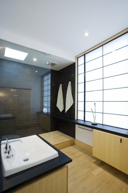Peaceful Zen Bathroom Design Ideas for Relaxation in Your Home (11)