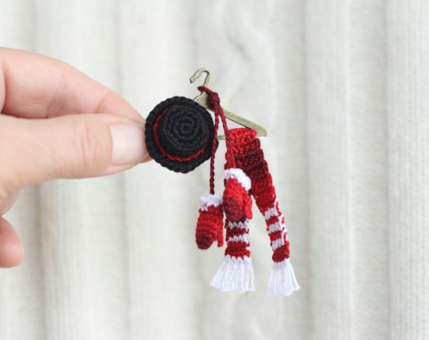 16 Cute Miniature Crochet Christmas Decorations (4)