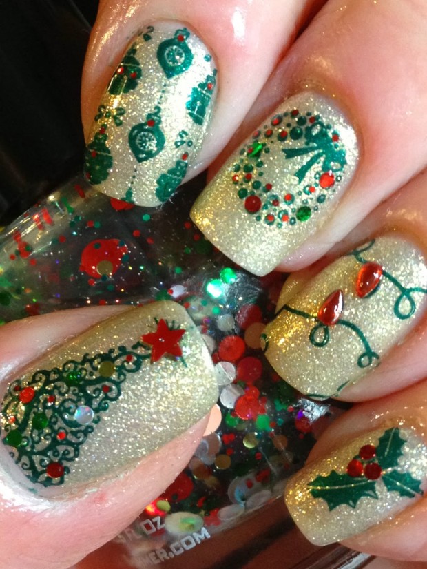 20 Sparkly and Glitter Nail Art Ideas in Christmas Spirit (10)