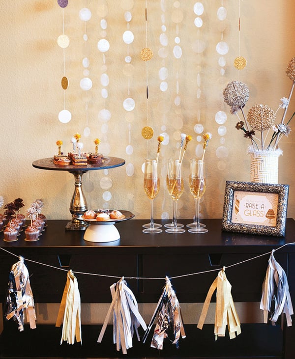 24 Great Ideas for The Best New Year Eve Party (21)