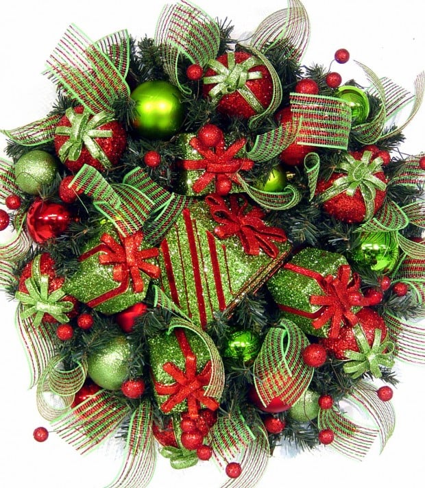 28 Fascinating Handmade Christmas Wreath Designs (11)