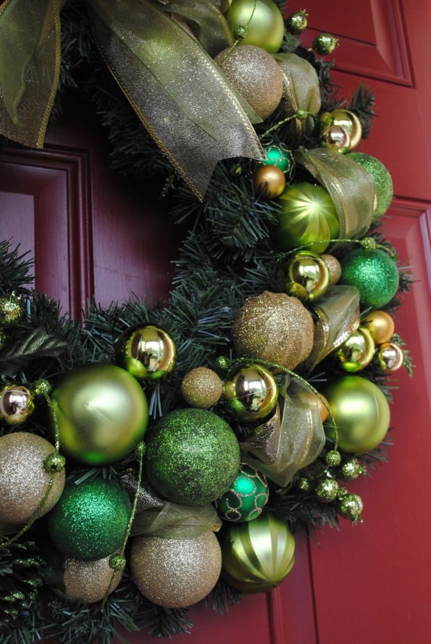 28 Fascinating Handmade Christmas Wreath Designs (9)