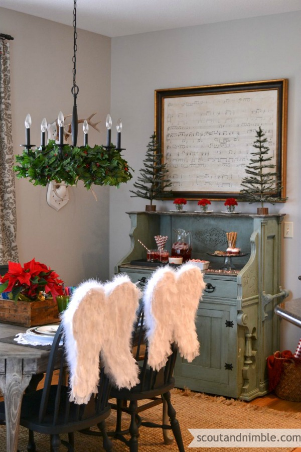 How to Decorate Your Dining Table For Christmas 20 Stunning Ideas (18)